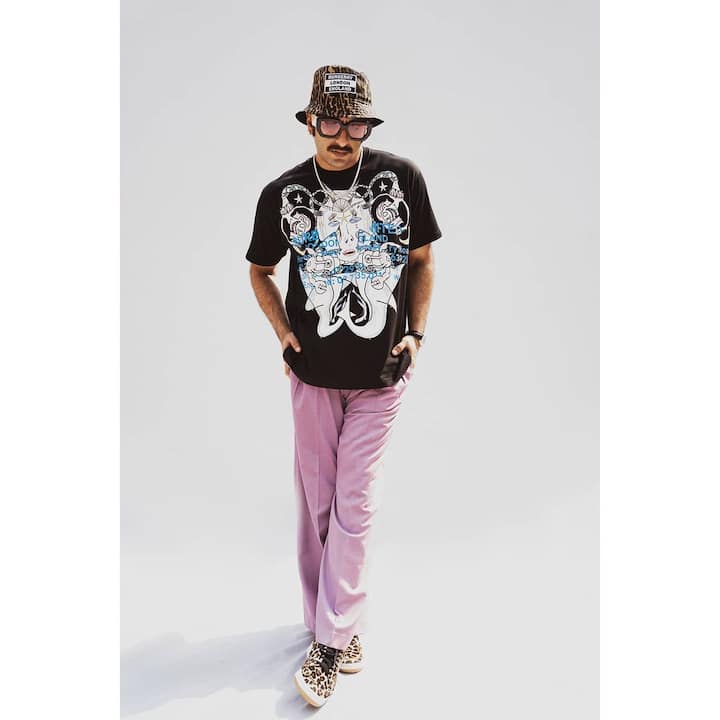 वर्कफ्रंट की बात करें तो रणवीर सिंह जल्द ही फिल्म '83' में नजर आएंगे.