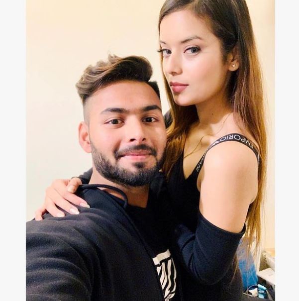 Isha Negi Photos Meet Delhi Capital Skkiper Rishabh Pant Girlfriend Isha Negi | Pictures: वो हसीना जिसने अपनी दिलकश अदाओं से चुरा लिया क्रिकेटर Rishab Pant का दिल