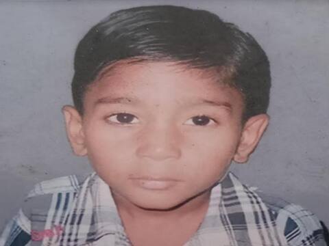 अमरोहा: जंगली कुत्तों के हमले में गई दो मासूमों की जान, इलाके में दहशत का माहौल अमरोहा: जंगली कुत्तों के हमले में गई दो मासूमों की जान, इलाके में दहशत का माहौल