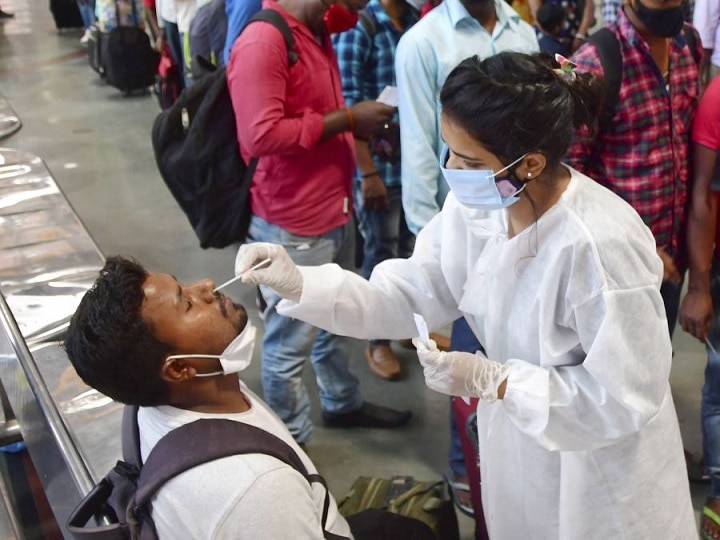 Maharashtra reports record 43183 new Coronavirus cases, Mumbai sees highest daily spike महाराष्ट्र में कोरोना का कहर: एक दिन में अबतक सबसे ज्यादा केस दर्ज, ब्लड बैंक में हुई खून की कमी
