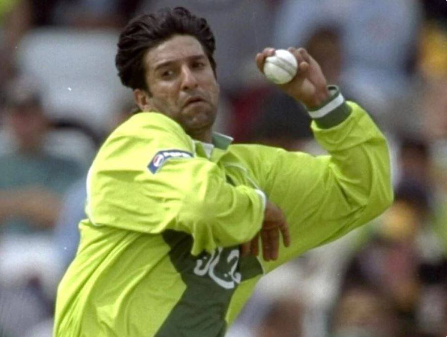 Sachin Tendulkar was admitted to the hospital Wasim Akram send this message Sachin Tendulkar Corona Positive: सचिन तेंदुलकर हुए अस्पताल में भर्ती तो Wasim Akram का आया ये खास संदेश, जानिए क्या कहा