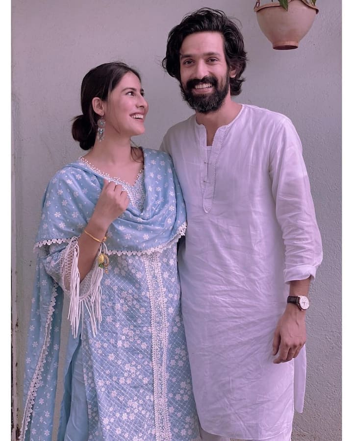 शादी से पहले दोनों ने घर भी खरीदा है. शीतल ने नए घर की तस्वीरें इंस्टाग्राम पर शेयर की थी.