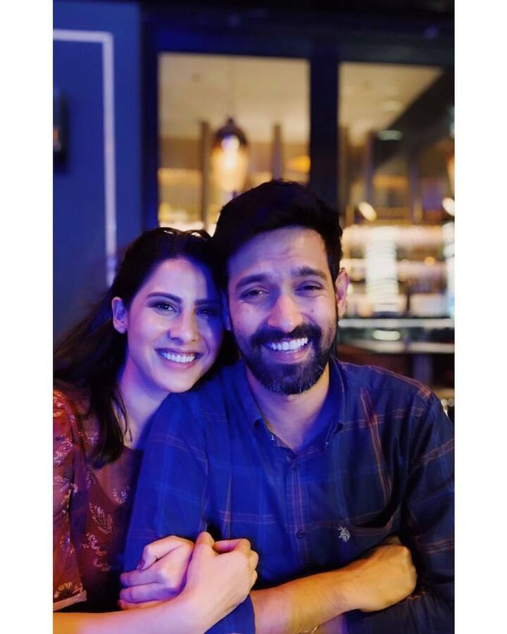 विक्रांत ने अपने फिल्मी करियर की शुरूआत टीवी शो बालिका वधू से की थी. उन्हें कई टीवी शो में देखा जा चुका है.