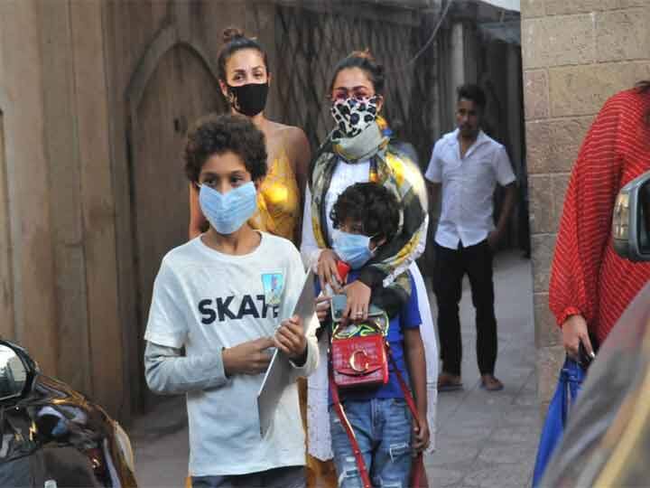 मलाइका अरोड़ा अपने अपनी फिटनेस और फैशन को लेकर चर्चा में रहती हैं. वह अपनी लव लाइफ को लेकर भी सुर्खियों में बनी रहती हैं. उनकी और अर्जुन कपूर की साथ में फोटो अक्सर वायरल होती हैं.