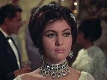 संघर्ष भरा रहा Shashikala का जीवन, दूसरों के घरों में धोए बर्तन, फिर देखा स्टारडम