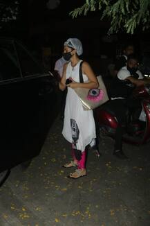 In Pics: देर रात बॉयफ्रेंड के साथ कुछ इस अंदाज में दिखाई दीं तापसी पन्नू, पहले नहीं देखी होंगी दोनों की ऐसी तस्वीरें