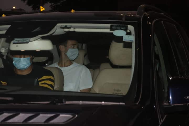 तापसी और मैथियास बोए कम ही यूं एक साथ दिखाई देते हैं. (Photo credit: Manav Manglani)