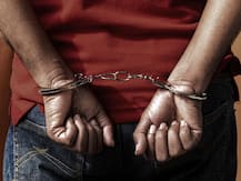 बरेली में पुलिस को मिली बड़ी कामयाबी, भारी मात्रा में जब्त की जहरीली शराब, 3 तस्कर गिरफ्तार