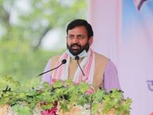 हरियाणा में प्रदर्शनकाकारी किसानों ने BJP सांसद का घेराव किया, कार के शीशे को किया चकनाचूर