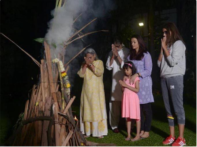 घर के बाहर बहुत बड़े एरिया में गार्डन है. यहां अक्सर ही परिवार खुले आसमान के नीचे और प्रकृति के बीच टाइम स्पेंड करता दिखाई देता है.