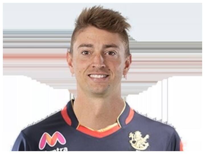RCB s Daniel Sams tests positive for COVID 19 Daniel Sams Corona Positive: आरसीबी को लगा दूसरा झटका, डैनियल सैम्स हुए कोरोना पॉजिटिव