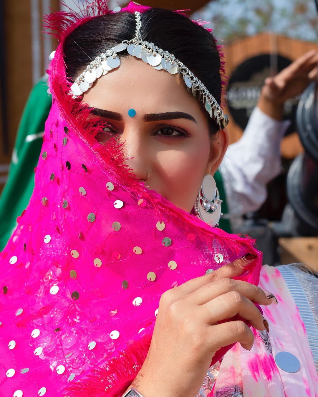 Haryanvi Queen Sapna Choudhary Sizzles The Blue Embellished Lehenga |  IWMBuzz