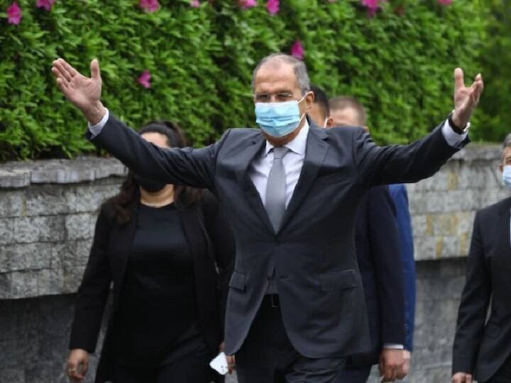 On Islamabad visit Russia foreign minister Sergey Lavrov says Russia will provide special equipment to Pakistan इस्माबाद दौरे पर सर्गेई लावरोव ने कहा- रूस, पाकिस्तान को ‘विशेष’ सैन्य उपकरण उपलब्ध कराएगा