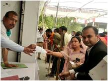 UP Panchayat Chunav 2021: लालू यादव की समधन ने सैफई बीडीसी सीट से भरा नामांकन