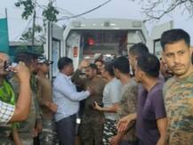 नक्सलियों के चंगुल से छूटने के बाद CRPF जवान राकेश्वर सिंह की आई पहली तस्वीर, परिवार वालों ने खुशी में कही ये बात