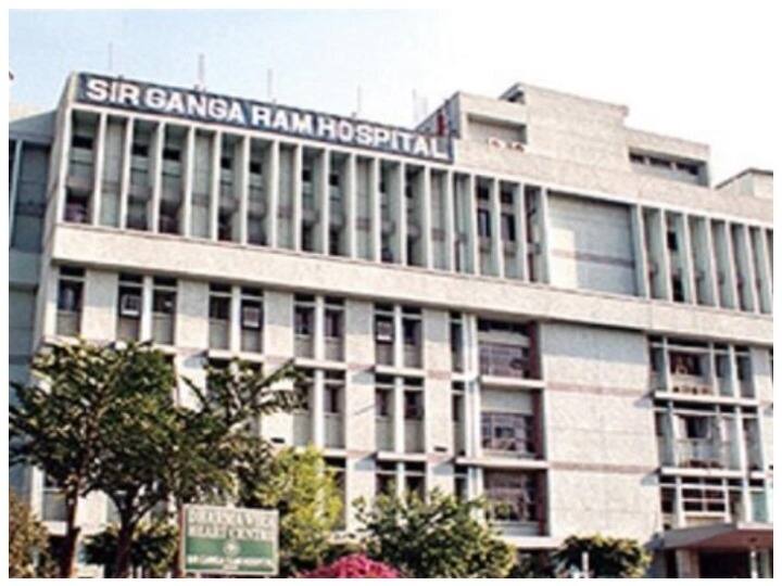 दिल्ली: सर गंगा राम अस्पताल के 37 डॉक्टर कोरोना की जांच में पॉजिटिव, कई लगवा चुके हैं वैक्सीन की दोनों डोज Delhi: 37 doctors at Ganga Ram Hospital tested corona positive, some have already received both doses of vaccine दिल्ली: सर गंगा राम अस्पताल के 37 डॉक्टर कोरोना की जांच में पॉजिटिव, कई लगवा चुके हैं वैक्सीन की दोनों डोज