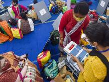 बंगाल में चौथे चरण की 44 सीटों पर मतदान कल, कई प्रमुख हस्तियों की किस्मत का होगा फैसला