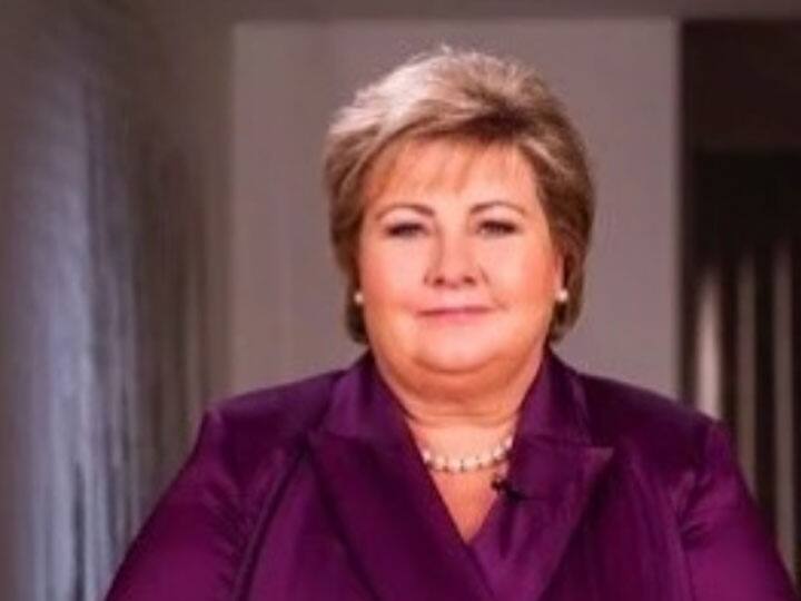 Norwegian Prime Minister fined Rs 1.75 lakh for breaking Corona rule नॉर्वे की प्रधानमंत्री पर लगा 1.75 लाख रुपये का जुर्माना, तोड़ा था कोरोना नियम
