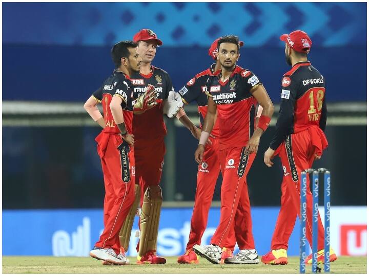 MI vs RCB: RCB beat Mumbai by two wickets in a thrilling match ipl 2021 MI vs RCB: रोमांचक मुकाबले में RCB ने मुंबई को हराया, डिविलियर्स और हर्षल पटेल रहे जीत के हीरो