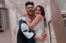 निक्की और टोनी की मुलाकात पहली बार बिग बॉस 14 के घर में ही हुई थी. और शो खत्म होने के बाद से ही निक्की और टोनी के रिलेशनशिप की ख़बरें खूब ज़ोरों पर हैं.