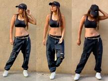 Photos: ब्लैक कलर की Ripped jeans में बेहद बोल्ड लुक देती नजर आईं Nia Sharma, देखें ये खूबसूरत तस्वीरें