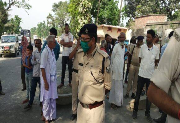 बिहार: जमीनी विवाद में चली ताबड़तोड़ गोलियां, दो घायल, नाराज लोगों ने सड़क जाम कर किया हंगामा
