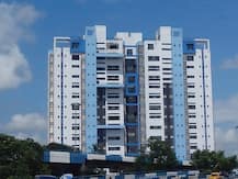 নিরাপত্তায় ব্যাঘাত ঘটার আশঙ্কা, নবান্নে রক্ষীদের মোবাইল ব্যবহারে নিষেধাজ্ঞা