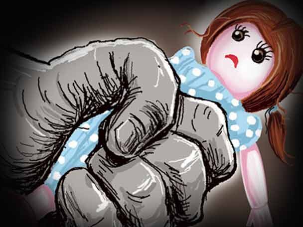 Dubai Maid Sexually Abuses 2 Year Old Boy Trains Him To Grope Her দুবছরের শিশুকে যৌন হেনস্থা করে কিভাবে মেয়েদের জাপটে ধরতে হয়, শেখালো আয়া!