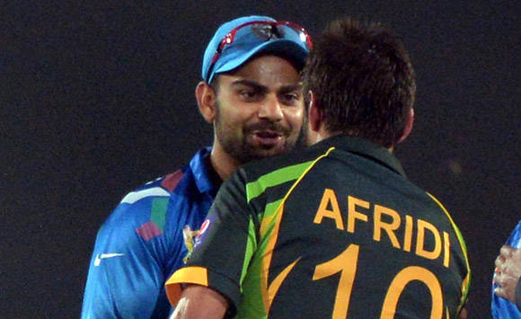 বিরাট দারুণ মানুষ, রাজনীতি ঠিক করে দেবে না আমাদের সম্পর্ক, বললেন আফ্রিদি