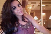 সঞ্জয় দত্তের সঙ্গে এই যুবতীর রয়েছে অতি ঘনিষ্ঠ সম্পর্ক, কে তিনি, জানতে ক্লিক করুন এখানে