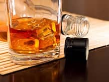 বিহার সরকারের মদে নিষেধাজ্ঞা-বিজ্ঞপ্তি খারিজ পটনা হাইকোর্টে