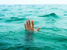 পঞ্চায়েতের ফতোয়া, ধর্ষিতার মূত্রপান করতে হবে, আত্মহত্যা করে শাস্তি এড়াল অভিযুক্ত