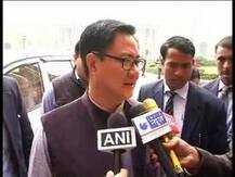 ‘ঘৃণা-ভাষণ’: কট্টর ধর্মপ্রচারক জাকিরের বিরুদ্ধে ব্যবস্থার ইঙ্গিত রিজিজুর