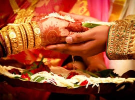 Nashik Man Ends Marriage After Wife Fails Virginity Test স্ত্রী সতীত্ব 'পরীক্ষায়' ব্যর্থ, ৪৮ ঘন্টার মধ্যে বিয়ে ভাঙলেন স্বামী