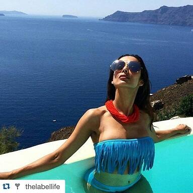 Malaika Arora channels her inner mermaid in these beautiful underwater clicks ছবিতে দেখুন: মালাইকা যেন মৎস্যকন্যা!