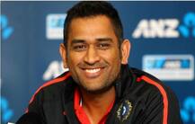 \'২০ টা করে উইকেট নিয়েছি, ইতিবাচক দিকটা তো দেখুন\', টিম কোহলির পাশে ধোনি