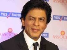 পরিচালনা খুব কঠিন কাজ, আমি ভয় পাই:শাহরুখ