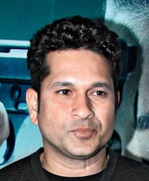 প্রিমিয়ার ব্যাডমিন্টন লিগে বেঙ্গালুরুর সহ-মালিক সচিন