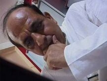 ‘অবস্থান থেকে সরব না’, চাপের মুখেও অনড় দীনেশ