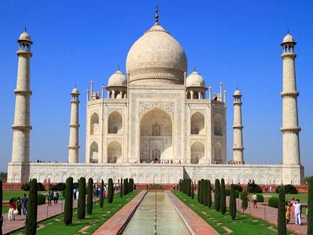 Taj Mahal a tomb, not a Shiva temple: ASI তাজমহল একটি সৌধ, শিব মন্দির নয়, আদালতে হলফনামা এএসআই-এর