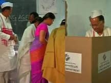 অসম বিধানসভা নির্বাচন: প্রথম দফায় ভোট পড়ল ৭৮ শতাংশ