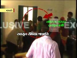 Tmc Worker Threatening Voter To Give Vote To Their Party বুথে ঢুকে ভোটারদের প্রভাবিত করার অভিযোগ তৃণমূলের বিরুদ্ধে, প্রতিবাদ করলে শাসানি, বচসা প্রিসাইডিং অফিসারের সঙ্গে