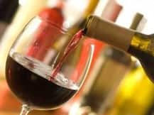 পড়ুয়াদের মদ্যপানের ক্ষমতার পরীক্ষা করে সাসপেন্ড চিনা শিক্ষক