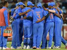 খেলার শুরুতে বা ম্যাচের মাঝে জটলা করতে দেখা যায় টিম ইন্ডিয়ার সদস্যদের, তখন কী গোপন কথা হয় জানুন