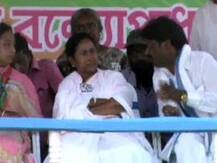 ভোটে প্রার্থী স্ত্রী, সাজাপ্রাপ্ত সোহরাবের পাশে দাঁড়িয়ে 'বেচারা' বললেন মমতা