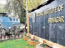 এনআইটি-তে ছাত্র বিক্ষোভ: একাধিক দাবিতে মিছিল বহিরাগত পড়ুয়াদের