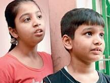 পুলিশে ফোন, দুই শিশু প্রাণ বাঁচাল বাবার