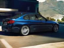 বিএমডব্লুর ধাক্কা ৩ মোটরসাইকেলে: মৃত ১