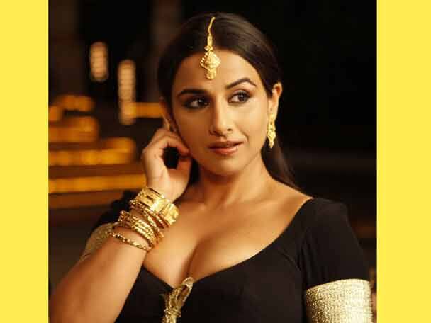 দেশভাগের কি মর্মান্তিক প্রভাব ঘটেছিল নিষিদ্ধপল্লীর যৌন কর্মীদের জীবনে তারই প্রতিফলন ফুটে উঠবে এই সিনেমায়।