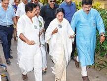 চোর ভাবলে দেবেন না ভোট, বলে ফেললেন দিদি